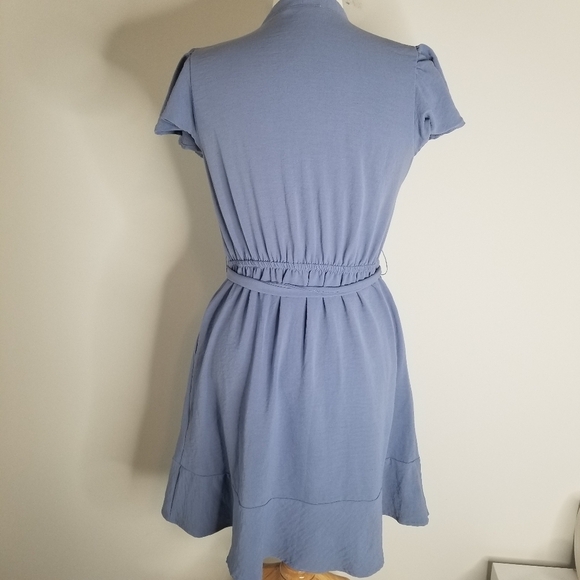 Lucky Brand Blue Crepe Button Front Tie Waist Dress Size L Flutter Sleeves - Picture 4 of 14